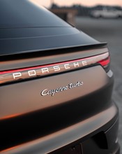 K75530 Satin Perfect Black 2